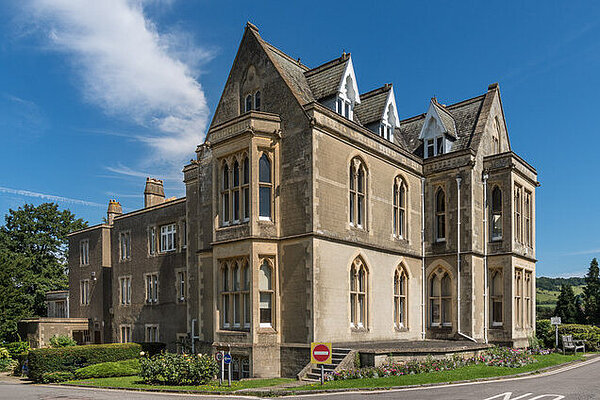 Pippbrook House
